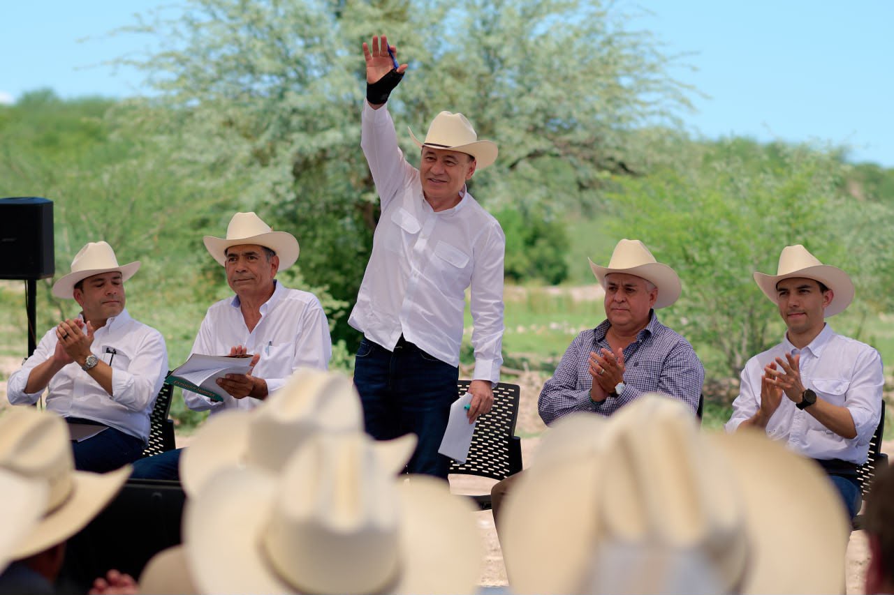 Con apoyo de presidenta Sheinbaum, Gobernador Durazo inicia construcción de Subasta ganadera de la sierra en Moctezuma